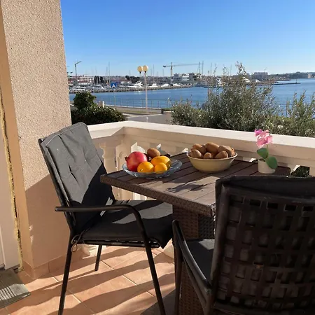 Appartement Punta - *